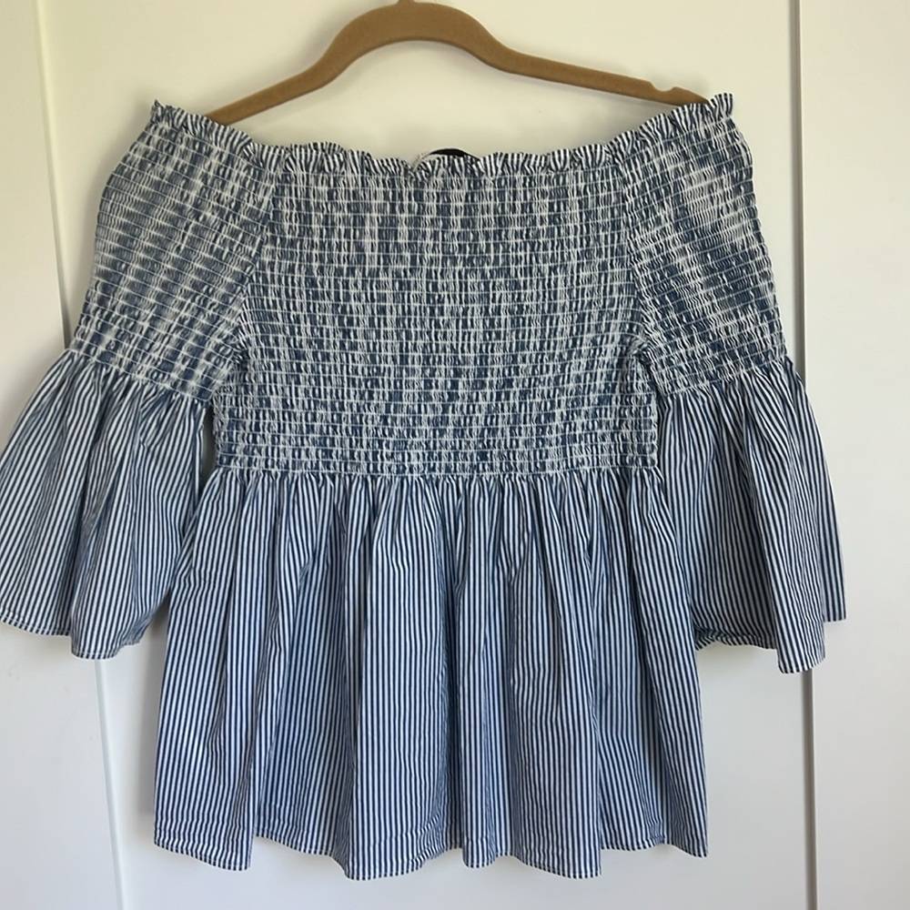 🕶️Zara Blue/White Stripe Off Shoulder Smocked Coquette‎ 3/4 sleeve blouse top L - Picture 6 of 6